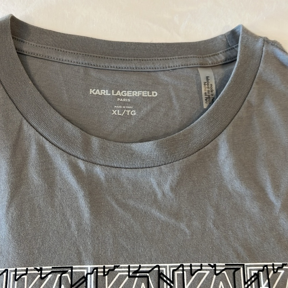 Designer Tee - Picture 3 of 4